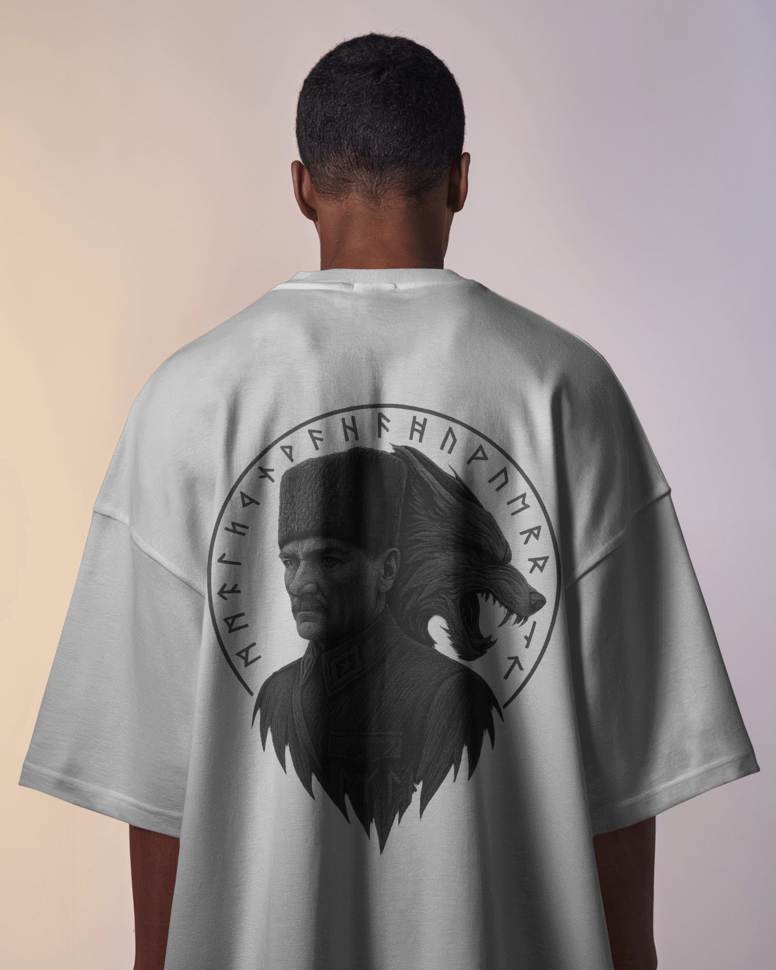 The Başkomutan - Unisex Oversize T-Shirt